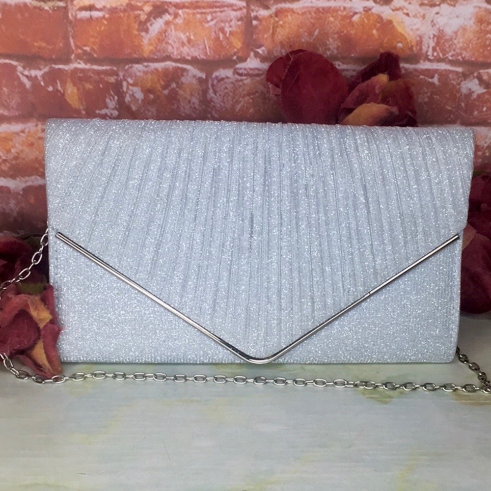 Elegant Sparkly Silver Pleated Crossbody Clutch